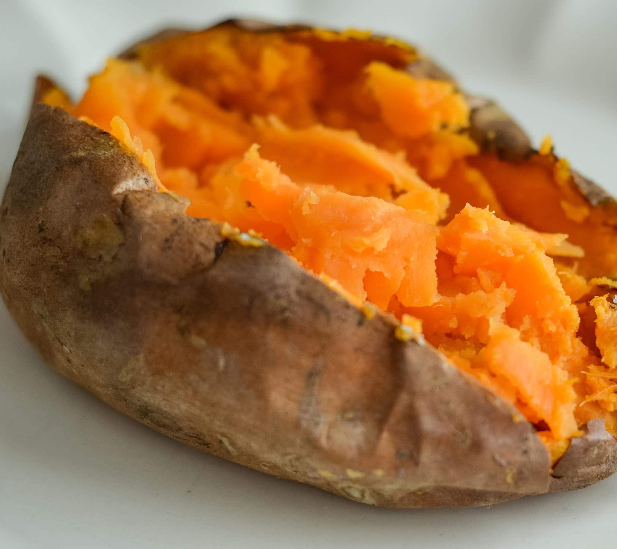 air fryer sweet potatoes