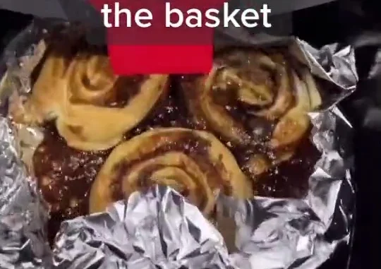 including-overcrowding-basket-li