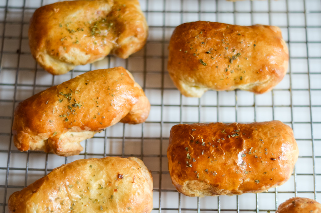 air fryer sausage rolls