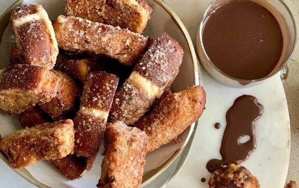 Air Fryer Tasty Hot Cross Bun Chips