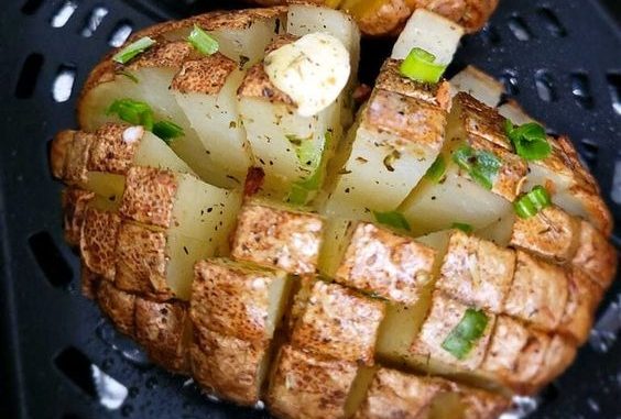 Air Fryer Blooming Potato