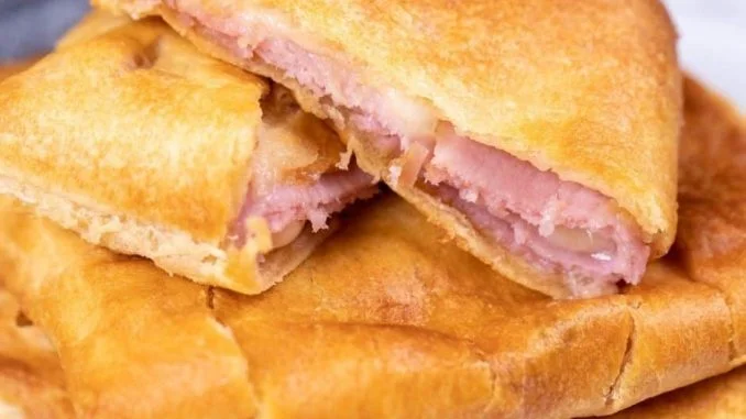 Air Fryer Ham and Cheese Biscuit Sandwiches Air Fryer Ham and Cheese Biscuit Sandwiches